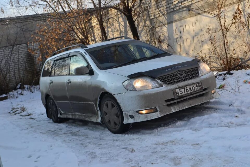 Королла филдер 2001 год. Toyota Fielder e120. Corolla Fielder Tuning e120. Королла Филдер 2001. Toyota Corolla Fielder 2001.