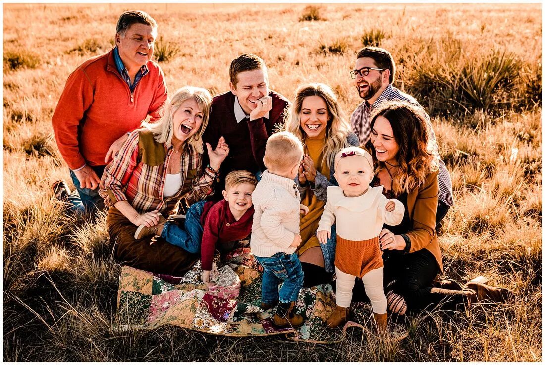 Год семьи в 2000. Большая семья фотосессия. Семья 2000-х. Типичная семья в Колорадо. Колорадская семья.
