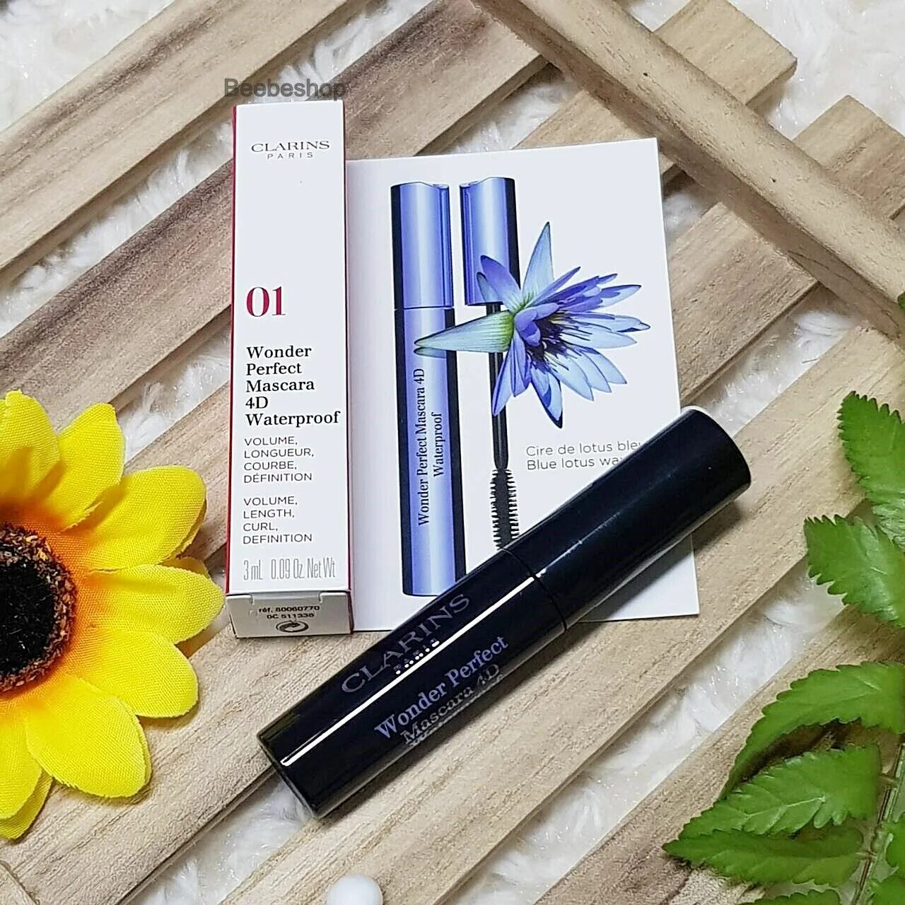 Тушь wonder perfect. Тушь Clarins Paris 4d. Clarins тушь 4d. Тушь Clarins водостойкая. Clarins Wonder perfect Mascara.