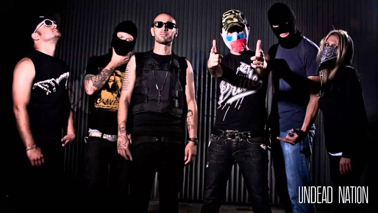 Deuce Hollywood Undead. Дьюс Холливуд андед. Deuce 9 Lives. Nine Lives группа. Deuce перевод