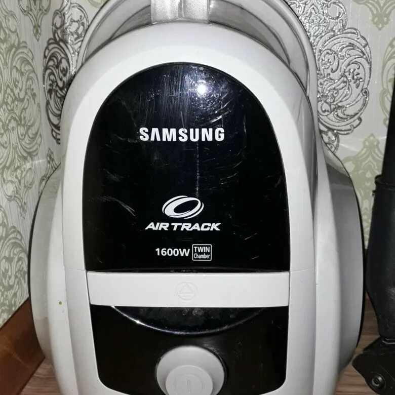 Самсунг Air track 1600w. Samsung Airtrack w1600. Пылесос Air track 1600w. Пылесос Samsung Air track 1600w.