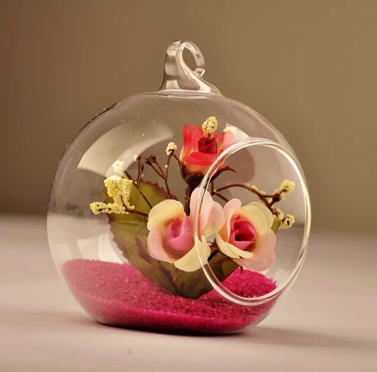 Ваза с шарами. Круглая ваза с цветами. Композиция в круглой стеклянной вазе. Круглая стеклянная ваза с цветами. Цветы в круглой вазе.
