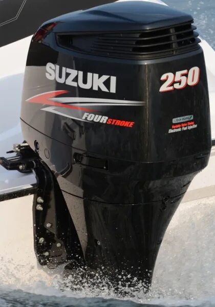Suzuki df 250. Suzuki df200. Мотор сузуки 250. Suzuki 300 лодочный мотор. Мотор сузуки 250.