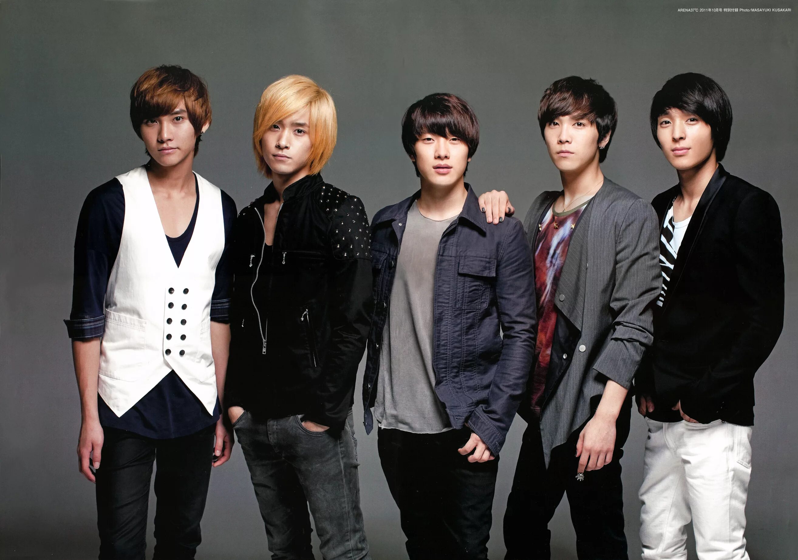 F. Группа ftisland. Ft island. Island корейская группа. F.