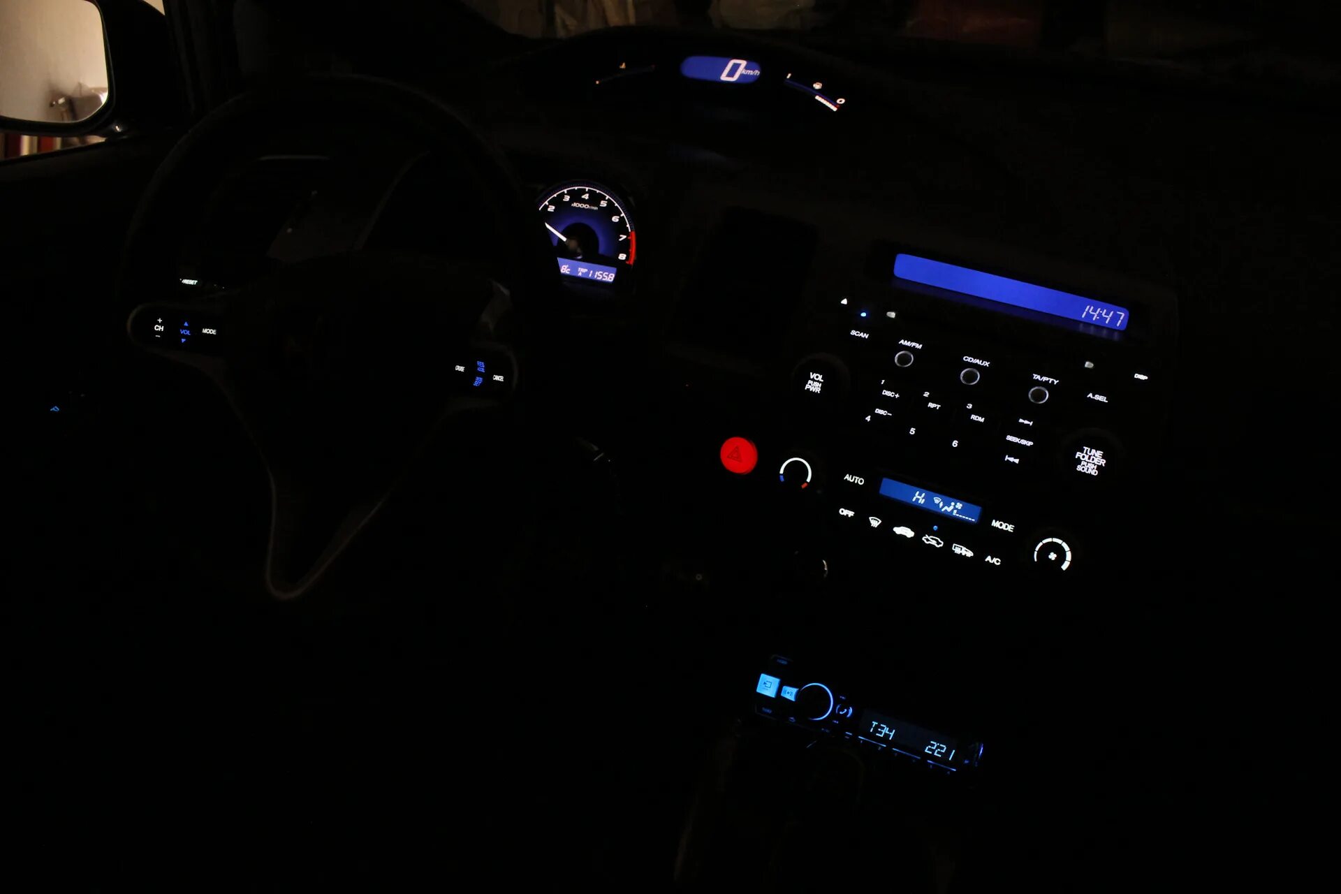 Включи цвет подсветки. Подсветка Хонда Цивик 4д. Подсветка кнопок Хонда Цивик 4д. Подсветка салона Хонда Цивик 4д. Honda Civic 4d подсветка салона.