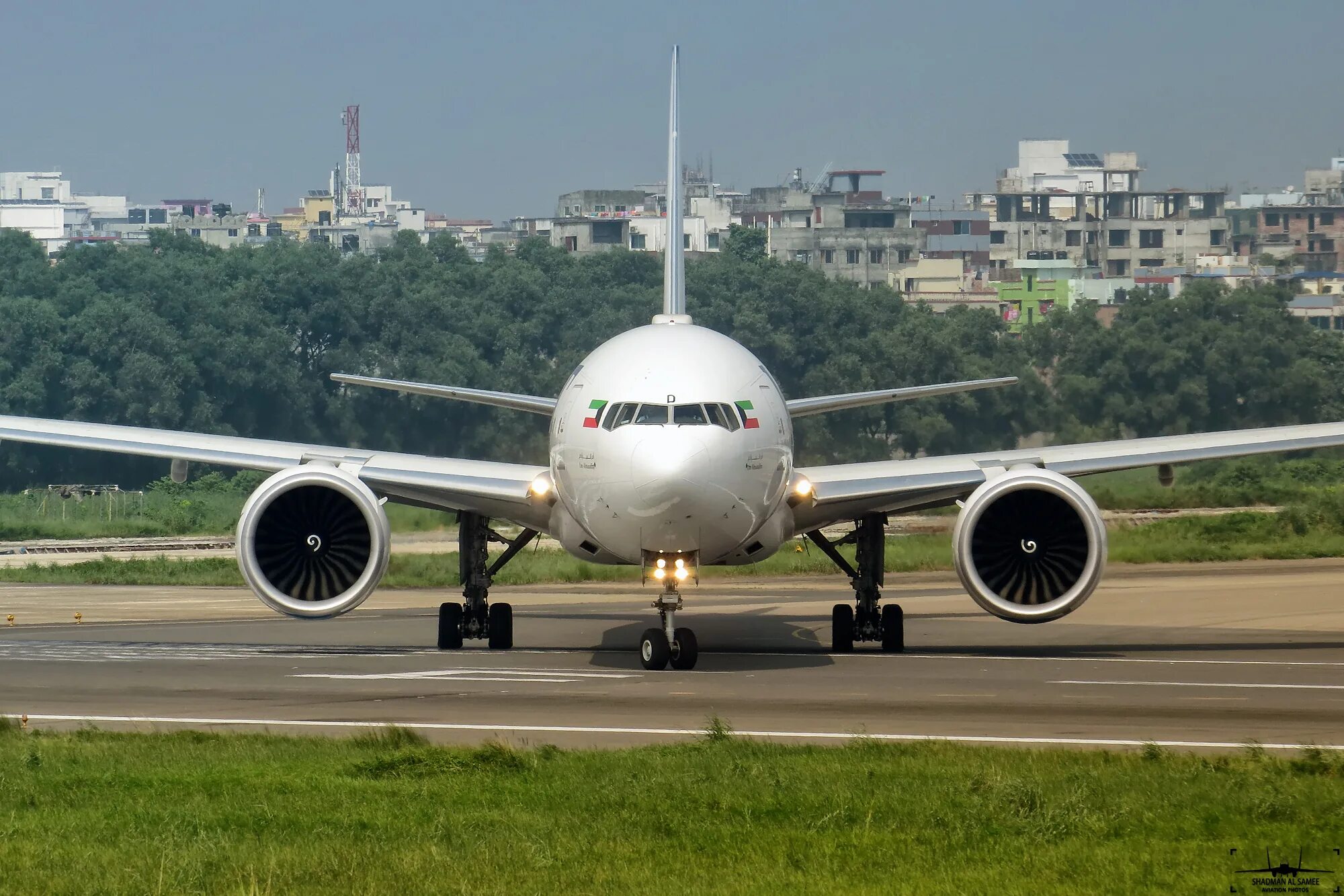 Боинг 777 300. Boeing 777-300er Италия. Самолёт Боинг 777-300 Kuwait.