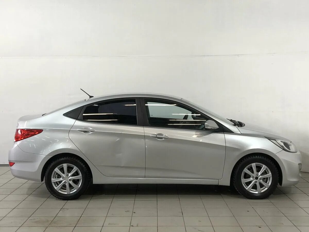 Хендай акцент 2011. Hyundai Accent 2011. Hyundai Accent 4. Hyundai Accent 4 поколение. Хендай акцент 2011 Jake.