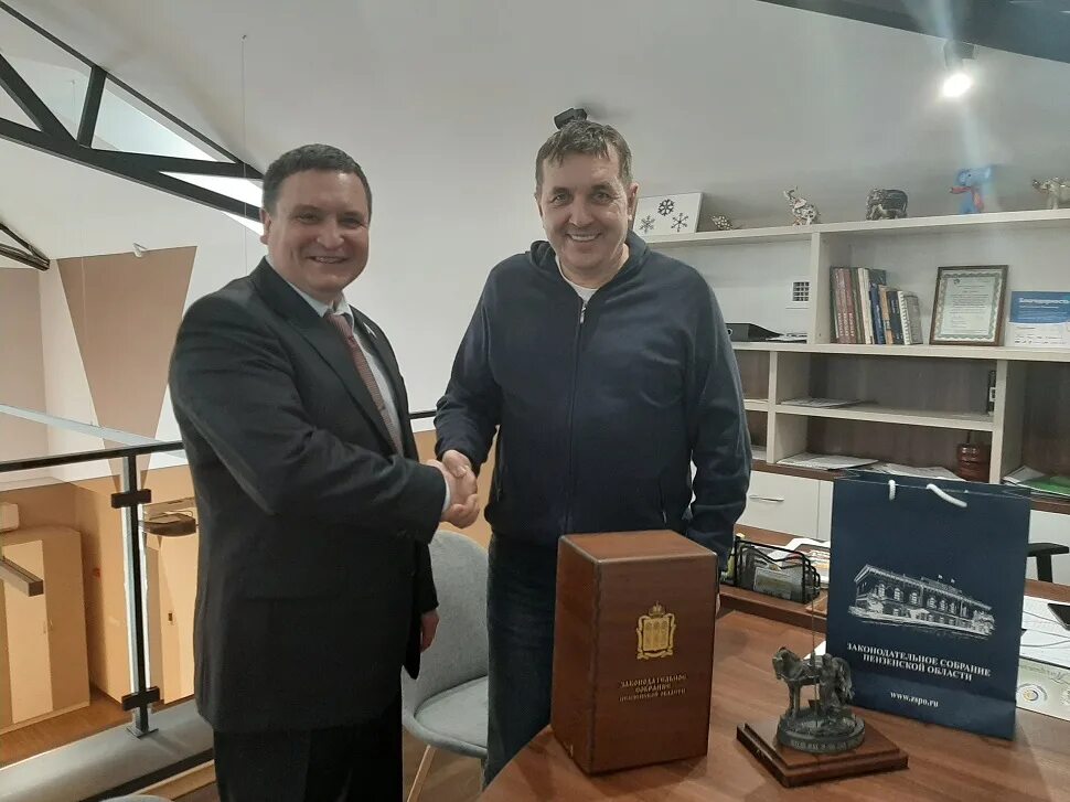 Антонов владимир александрович банкир. Борис ардалин самара. Экс бизнесмен. Антонов владимир александрович. Борис шпигель фото 2021.