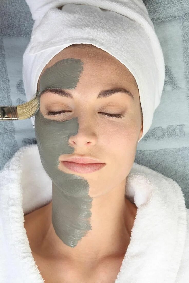 Mask spa. Маска для лица. Косметолог маска. Маска для лица у косметолога. Уходовая маска для лица.