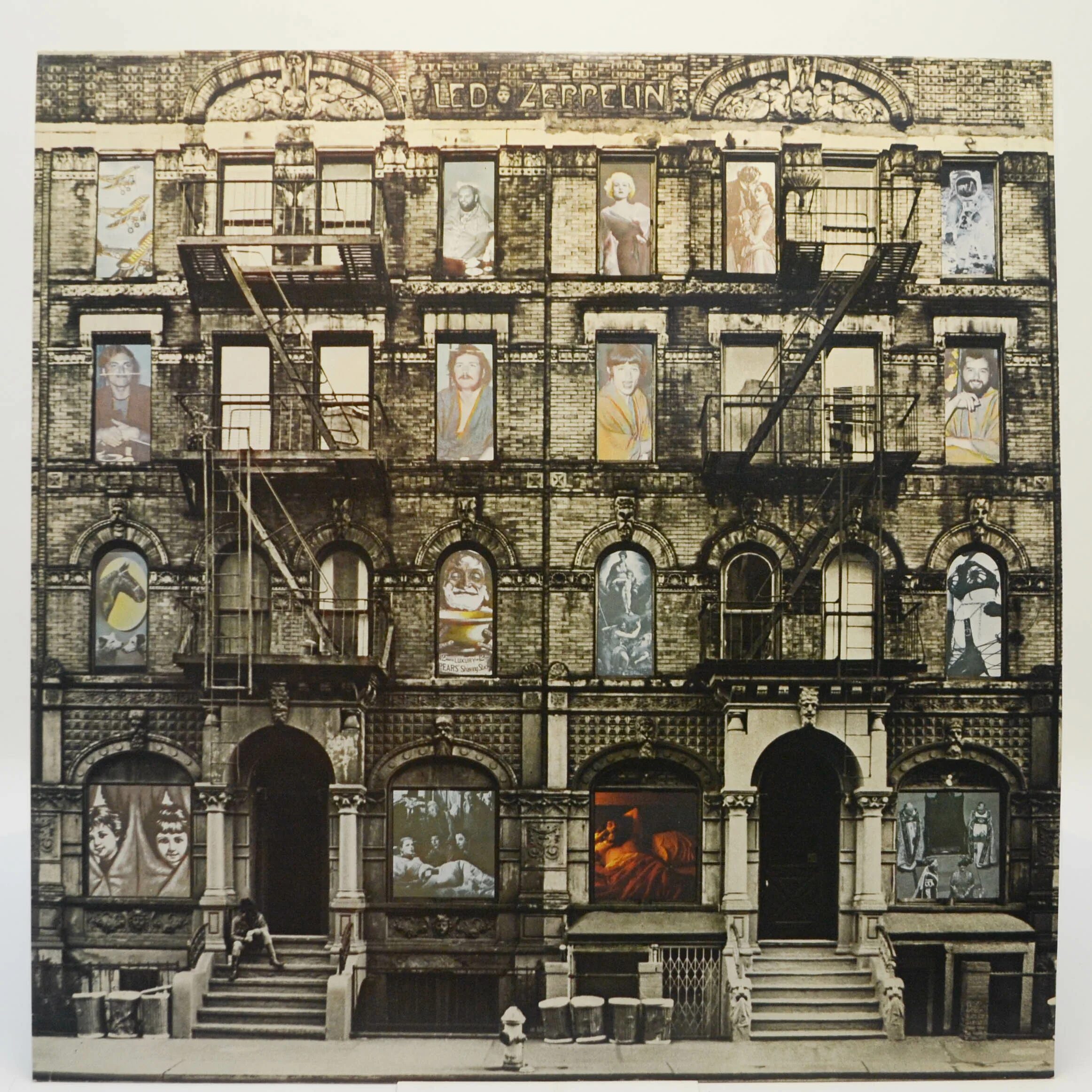 Led zeppelin physical. Led Zeppelin physical Graffiti 1975. CD led Zeppelin - physical Graffiti 1975. Led Zeppelin. Physical Graffiti 2 LP. Led Zeppelin physical Graffiti обложка.