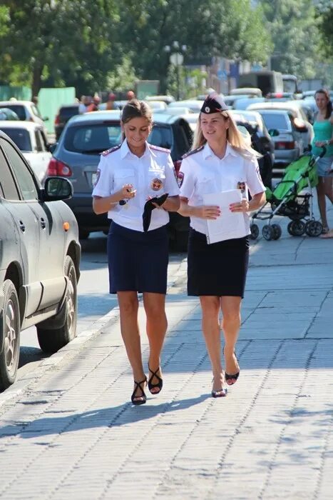 Час инспектора. Гаишник гибдд. Девушка гибдд. Инспектор одн ясенево. Час инспектора.