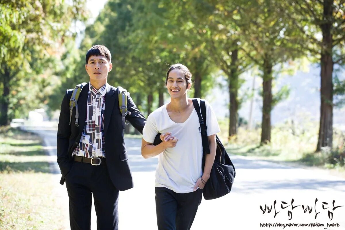 стук их сердец. падам падам стук их сердец дорама. сериал подам подам стук сердец. кроличья корейский фильм. падам падам стук их сердец дорама.