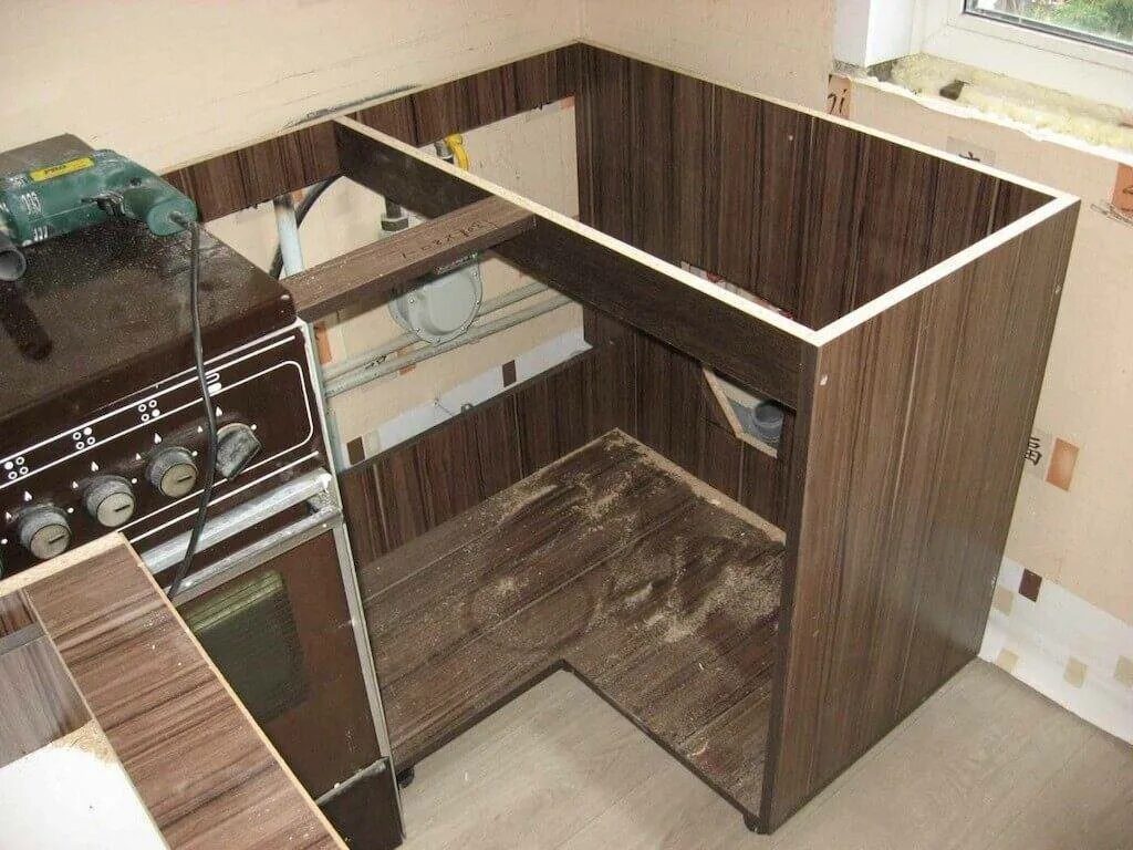 Кухня сам делаю. Самодельная кухонная мебель. переделать кухонный гарнитур. угол кухонного гарнитура. угловая кухня своими руками.