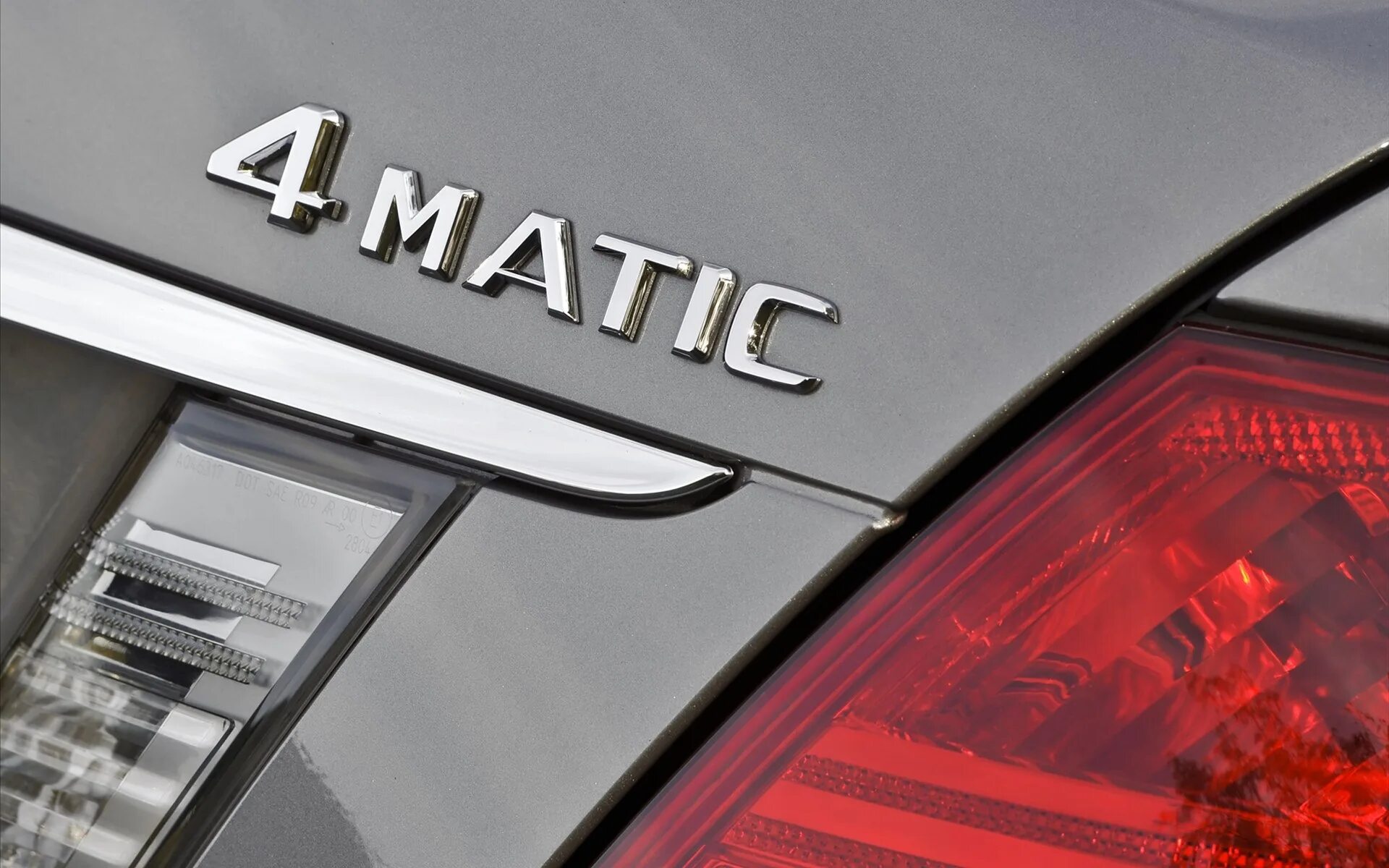 Mercedes cl 2009. Mercedes benz glk 300. Glc 200 мерседес. 4matic что это. мерседес 4 matic.