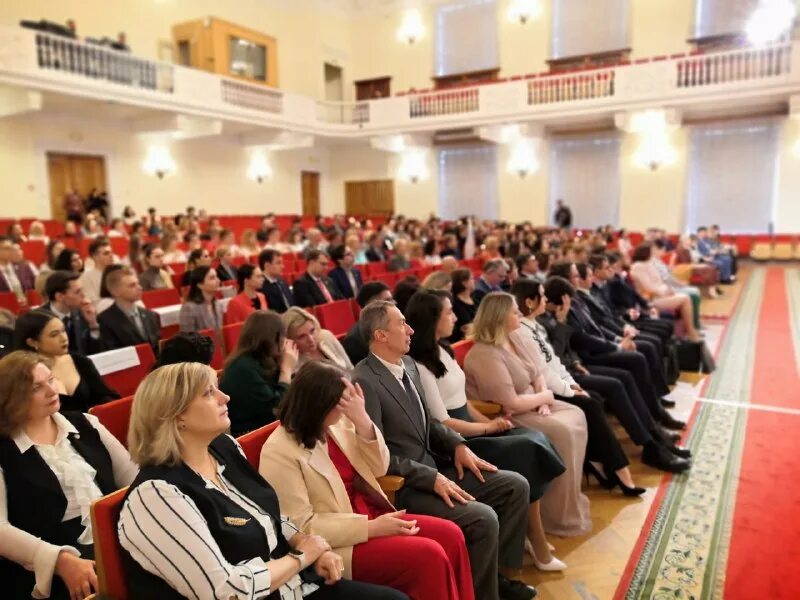 Документ о нападении украины на донбасс. Приказ о бюджетировании. Справка об обучении студента в вузе. Список поступивших. Приказ о зачислении в колледж.