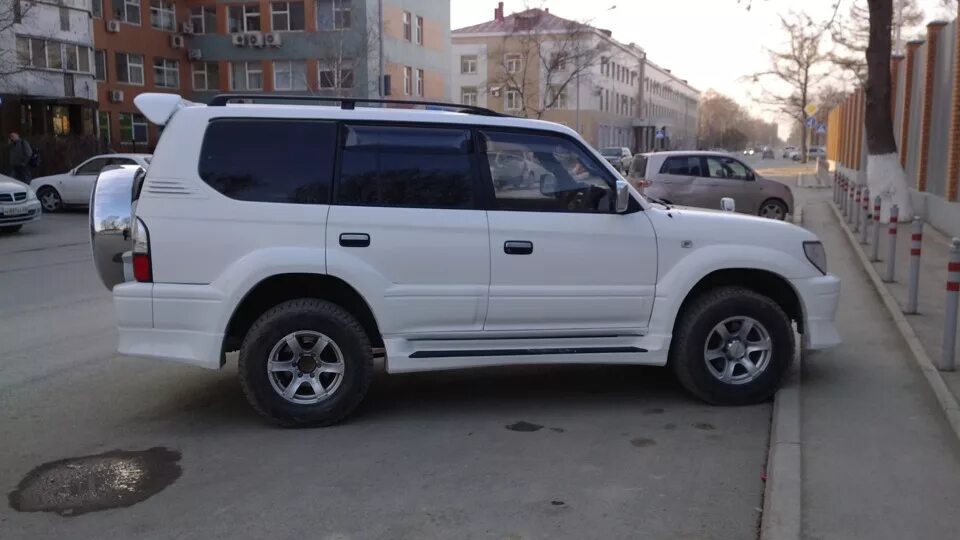 Toyota Land Cruiser Prado 95. Тойота Прадо 95 кузов. Тойота ленд Крузер 95 кузов. Toyota Land Cruiser Prado 95 кузов.