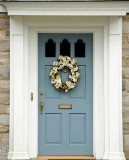 Has door