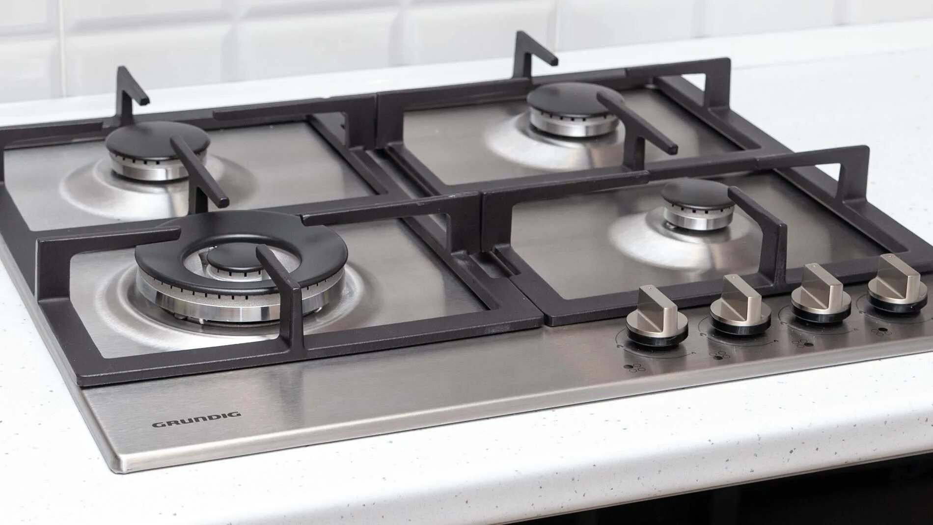 Grundig плита. Встраиваемая газовая панель независимая grundig giga 6234260 xe. Газовая варочная панель grundig giga 6234260 xe. Грюндик плита. Grundig плита.