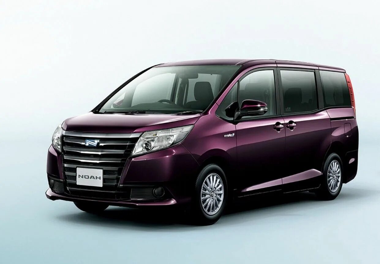 Noah гибрид. Toyota Noah 2014. Тойота Ноах гибрид. Тойота Ноах 2016. Тойота Ноах 2017 года.