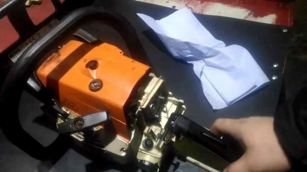 Регулировка карбюратора штиль 260. Мотокоса штиль 130 клапан. штиль фс 130 регулировка клапанов. фс 130 клапана. щуп штиль fs 130.