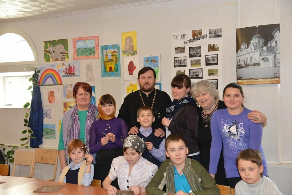 Родник бийск. Реабилитационный центр Родник Пильнинский район. Город Бийск реабилитационный центр Родник. Родник детский центр реабилитации. Центр Родник Верхнеднепровский.