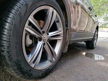 235 50 r19