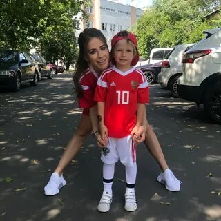 Мама футболиста