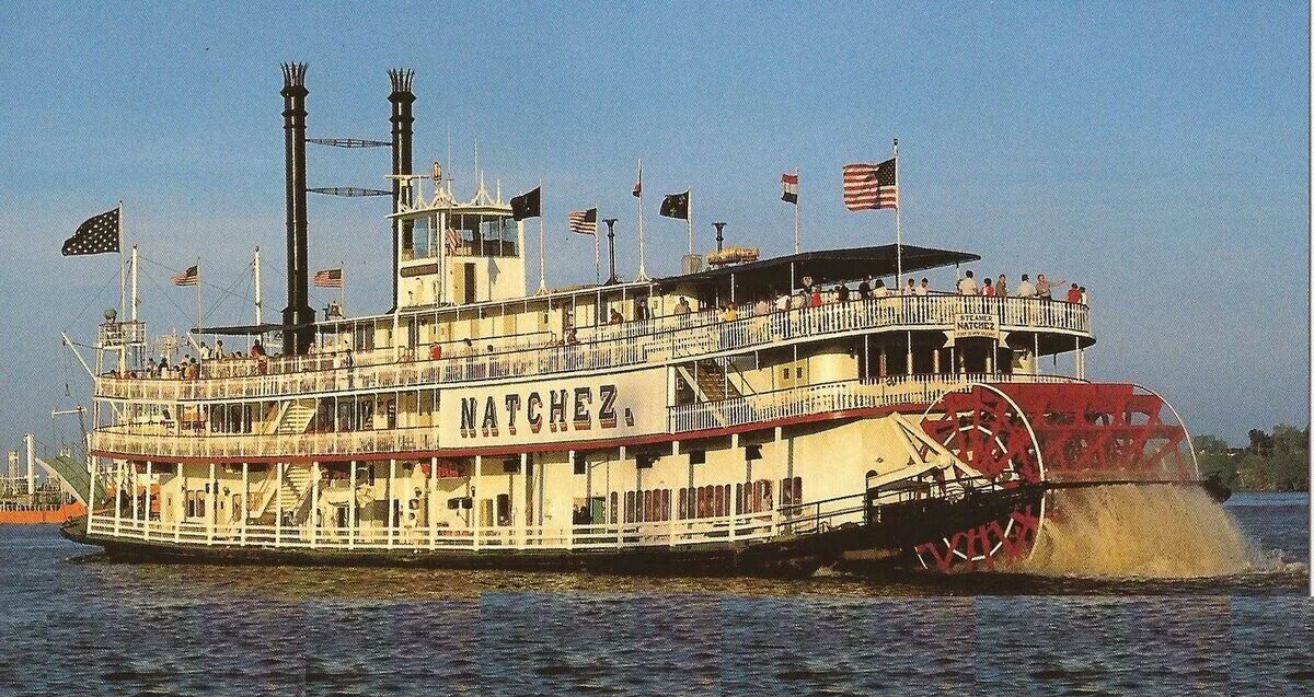 А можно на пароход. Колесные пароходы Миссисипи. Речной пароход Миссисипи. Речной пароход 19 века США. Колёсные пароходы на Миссисипи, США.