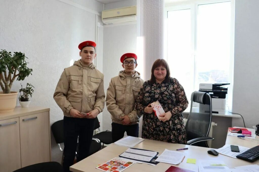 Первомайские новости оренбургской области. Юнармия в школе. Юнармейцы. Юнармейцы в школе.