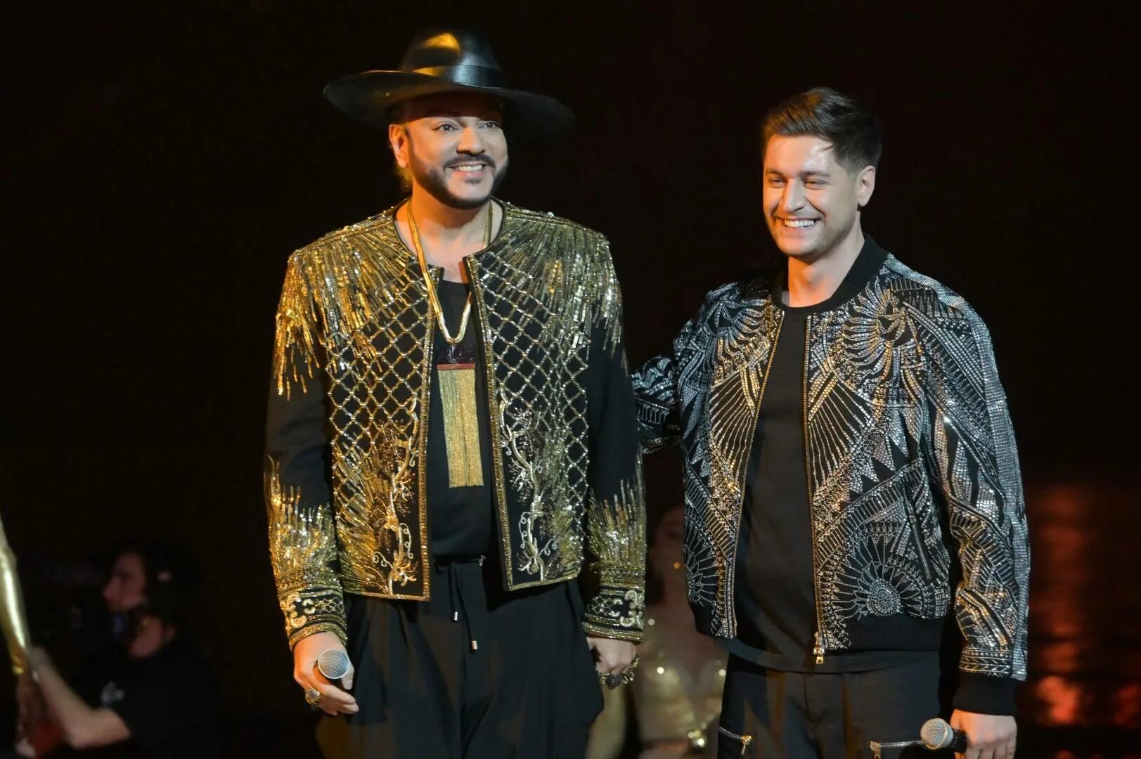 что у киркорова с давой. дава и киркоров муз тв. дава и киркоров на премии 2021 муз. киркоров и дава на муз тв 2021. киркоров ролекс.