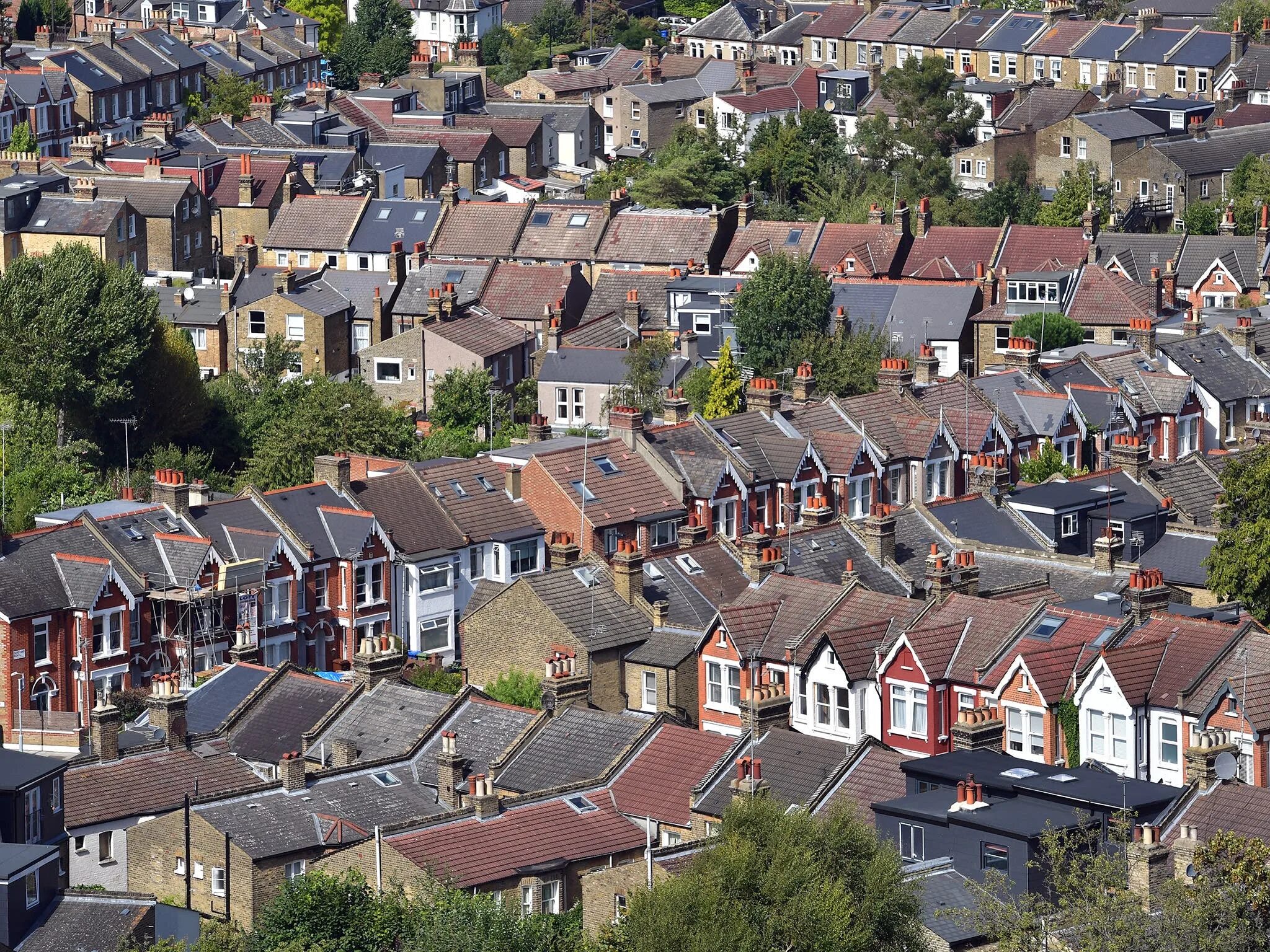 Housing in uk. Англия города Ноттингем жилые кварталы. Эшбери пригород Лондона. Старфилд пригород Лондона. Город Ноттингем пригород.