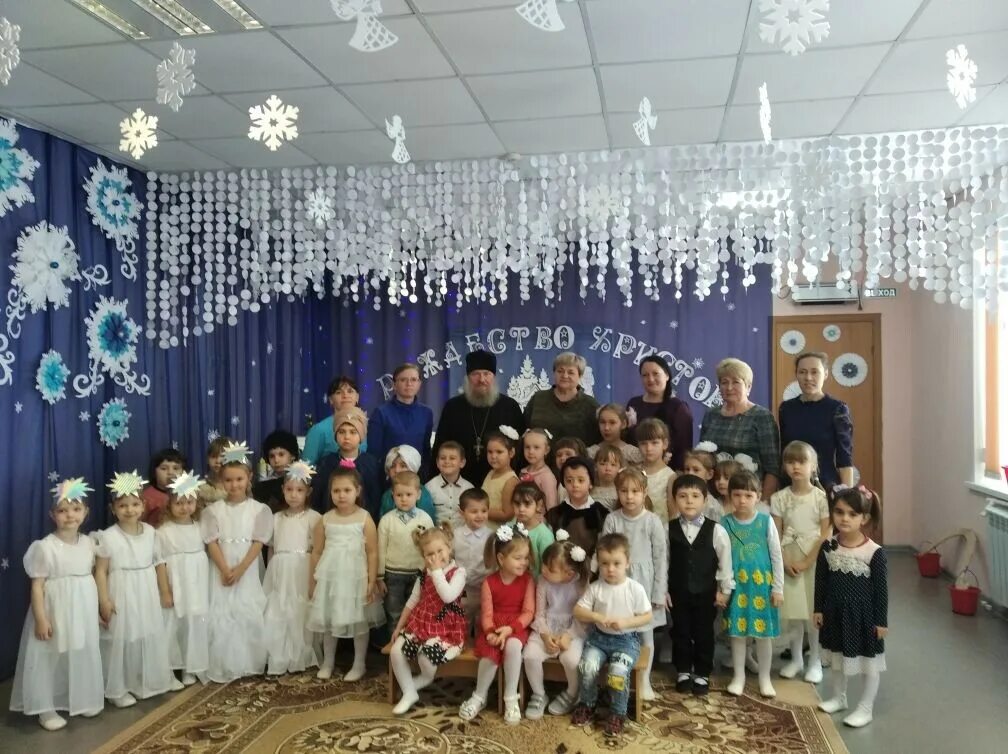 рождественские святки колядование. рождество в доу мероприятия. поделки на рождество своими руками. родничок елочка. рождество в доу мероприятия.