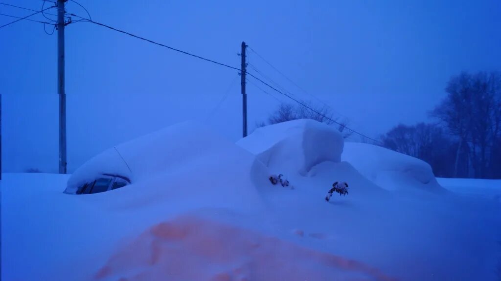 Low poly облака. материал снега. зима сугробы. сугробами 3. сугробами 3.