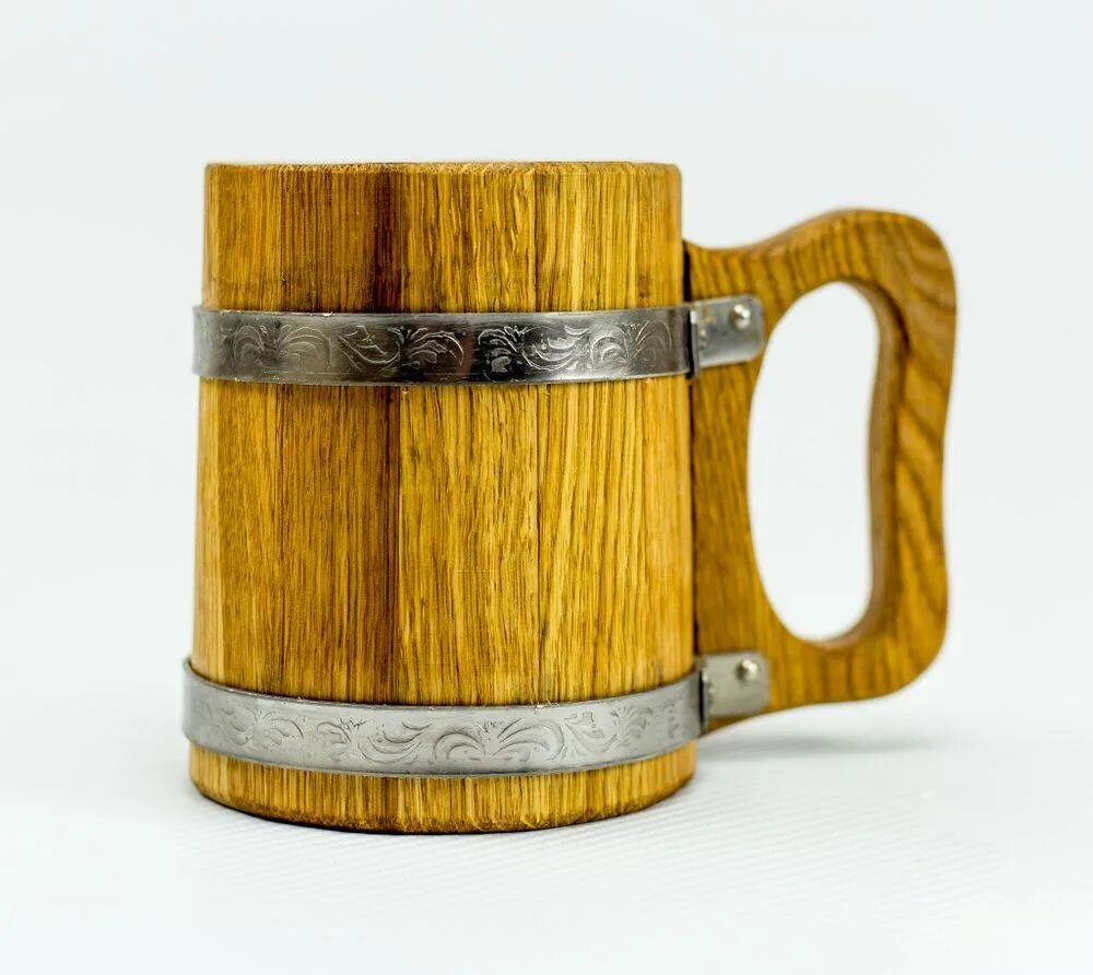 Дубовые кружки для пива. Деревянные кружки. Чашка из дерева. Бондарная посуда бонпос. Дубовые кружки.