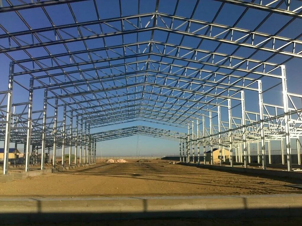 Каркас склада. Здание из металлоконструкций. Каркас прямостенного ангара 6*24*12. Каркас ангара из швеллера. Ангар из металлоконструкций.