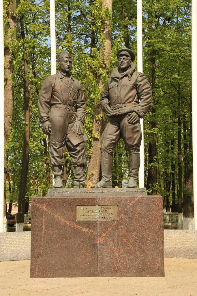Памятник нормандия неман в иваново. Иваново полка нормандия неман. Памятник нормандия неман в иваново. Памятник нормандия неман в иваново. Иваново полка нормандия неман.