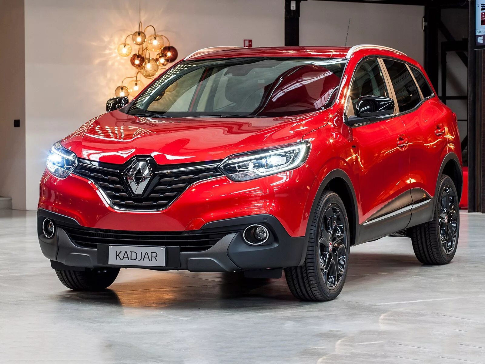 Стоимость renault. Кроссовер Рено Каджар. Новый кроссовер Рено Каджар. Renault Kadjar 2022. Рено Кадьяр паркетник.