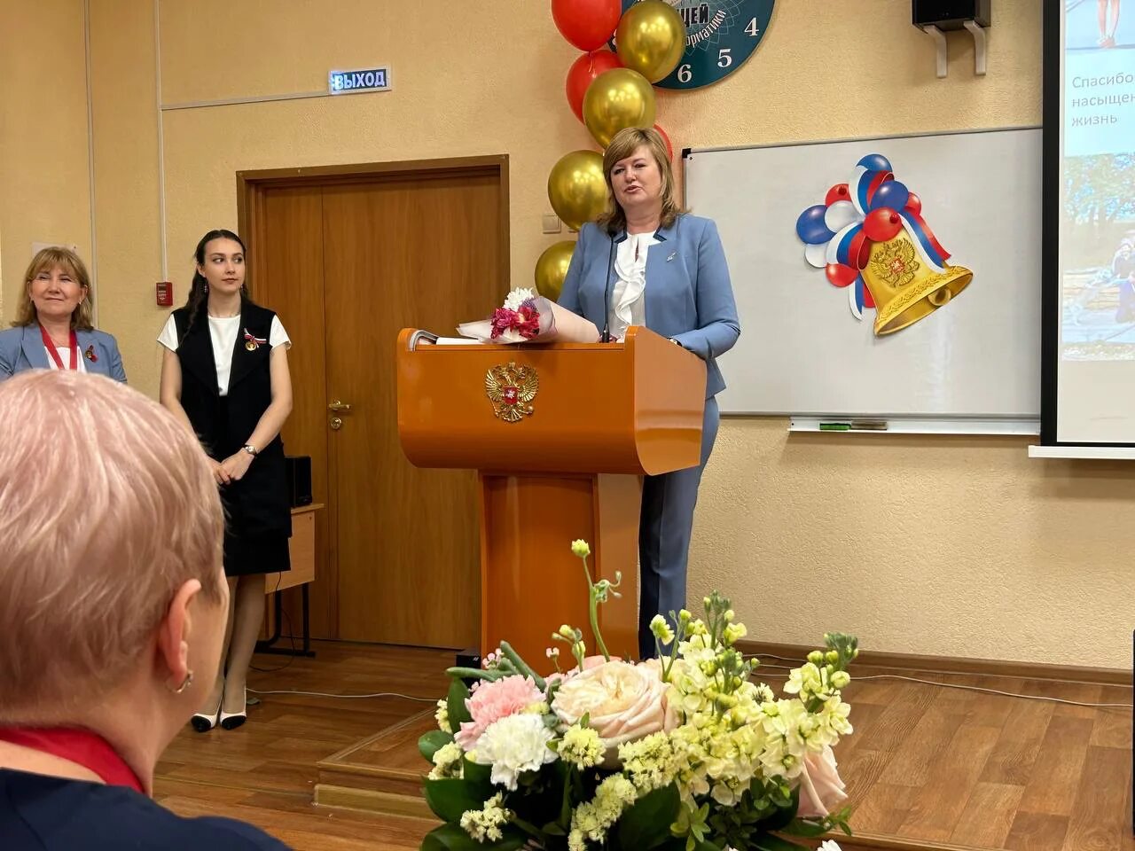 410 лицей в пушкине. Лицей 410 сайт. Лицей 410 бассейн. 410 лицей пушкин. Школа лицей в пушкине.