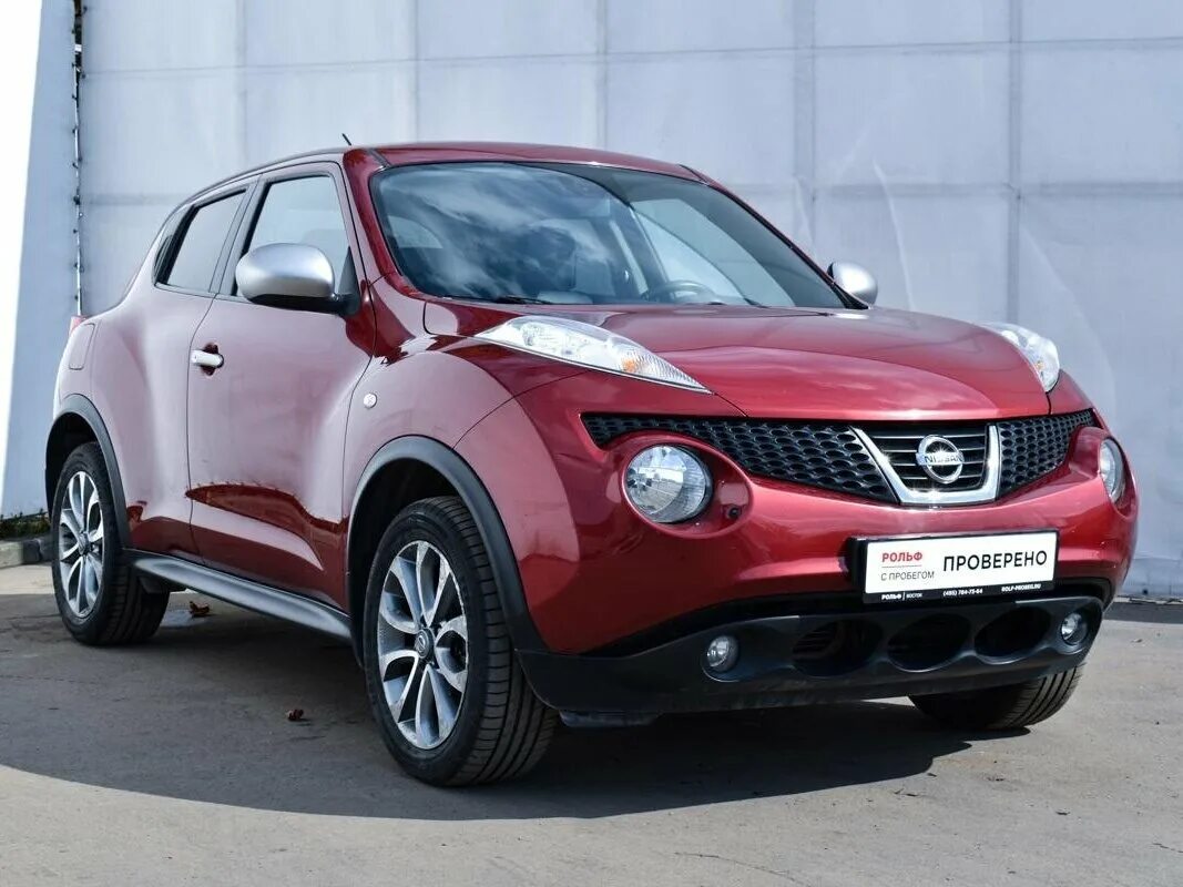 Ниссан жук в самаре. Nissan juke 2014 рестайлинг. Ниссан жук бу. Машина ниссан жук фото. Ниссан жук старый.