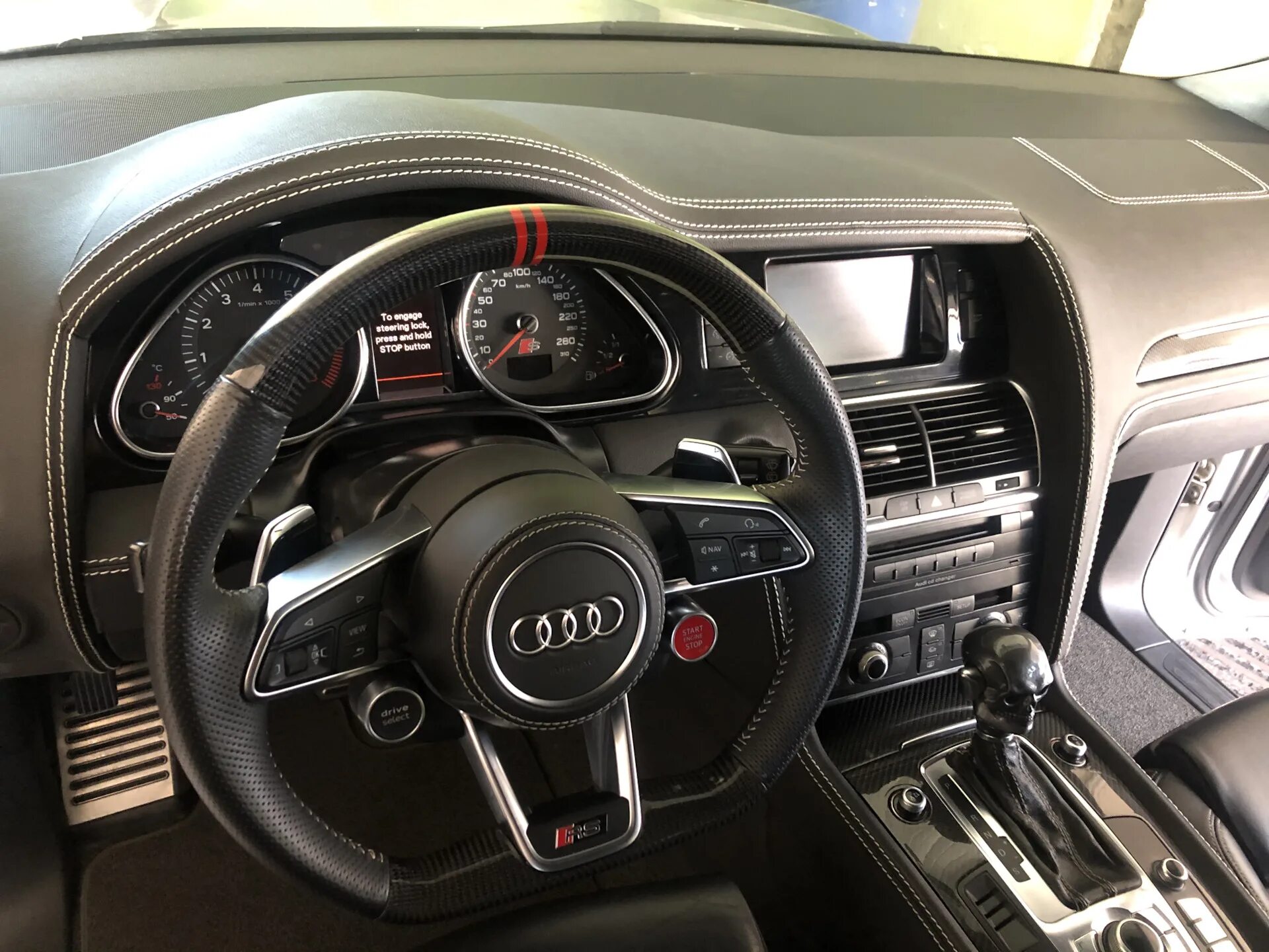 Ауди а6 с7 механика. Ауди а6 2016 салон. Руль audi s6 c8. Ауди а6 с7 tsl. Подсветка салона audi a6 c7.