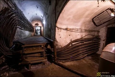 Изоляционный бункер тета