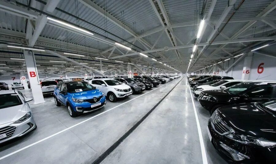 М7 казань автосалон. Фольксваген поло седан 2013 года выпуска. Мегамолл м7 казань. Фотография ттс мегамолл трасса м 7 волга 818 километр. Ттс 818 км казань.