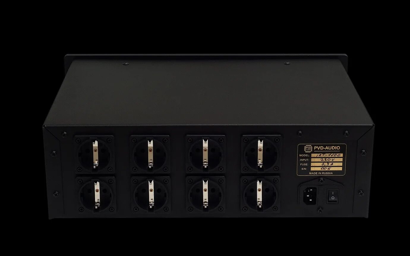 Сетевой дистрибьютор. Izt-1100 от pvd audio. izt-1100. pvd-audio usb-ad. izt-600 - трансформаторный сетевой фильтр.