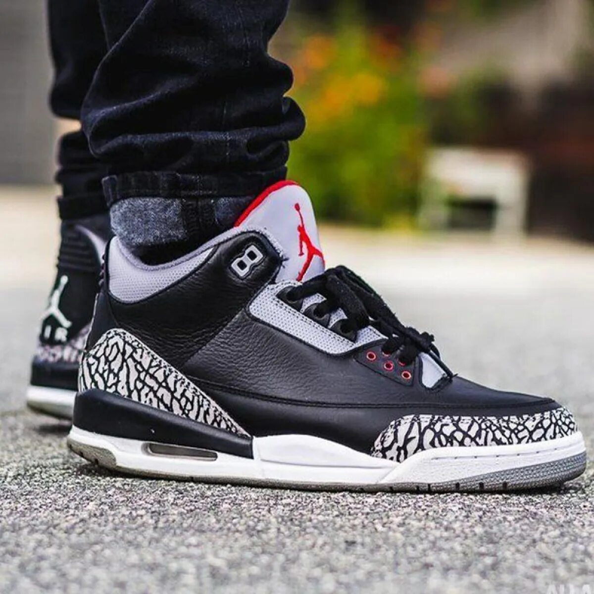 Кроссовки джорданы 3. Кроссовки air jordan 3. Кроссовки джорданы 3. Nike air jordan 3 retro. Air jordan 3 black cement.