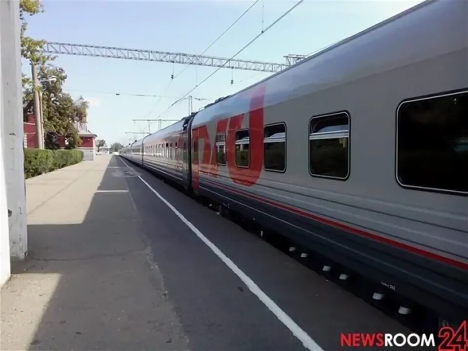 Туристический поезд из нижнего. Ретропоезд в нижнем новгороде в арзамасе. Паровоз п36 ярославль. Новогодний поезд нижний новгород 2022. Туристический поезд из нижнего.
