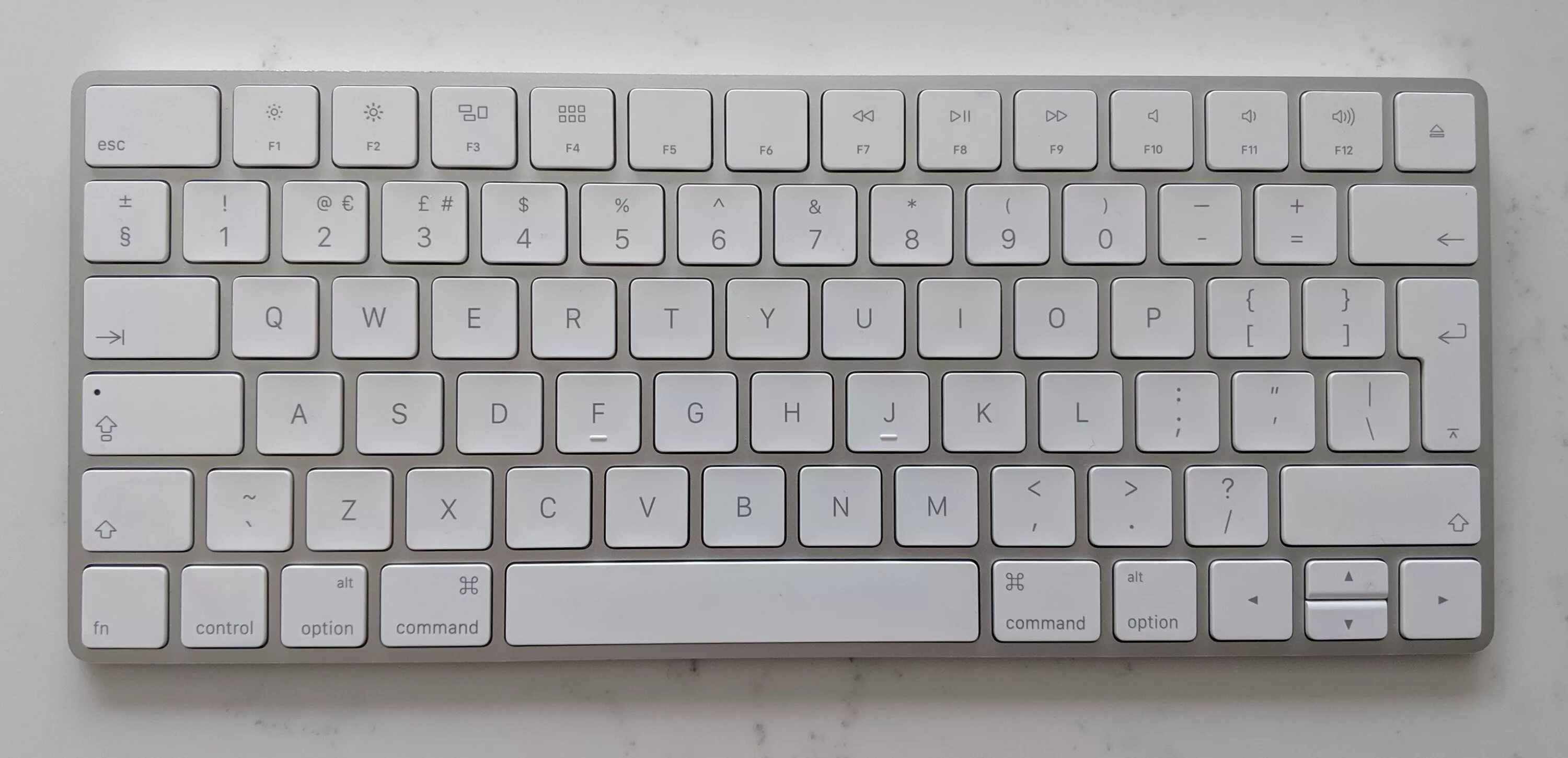 Клавиатура айфон английская. Клавиатура Apple Magic Keyboard 2. Клавиатура Эппл Мэджик. Клавиатура Apple Magic Keyboard 3. Apple Keyboard 2000.