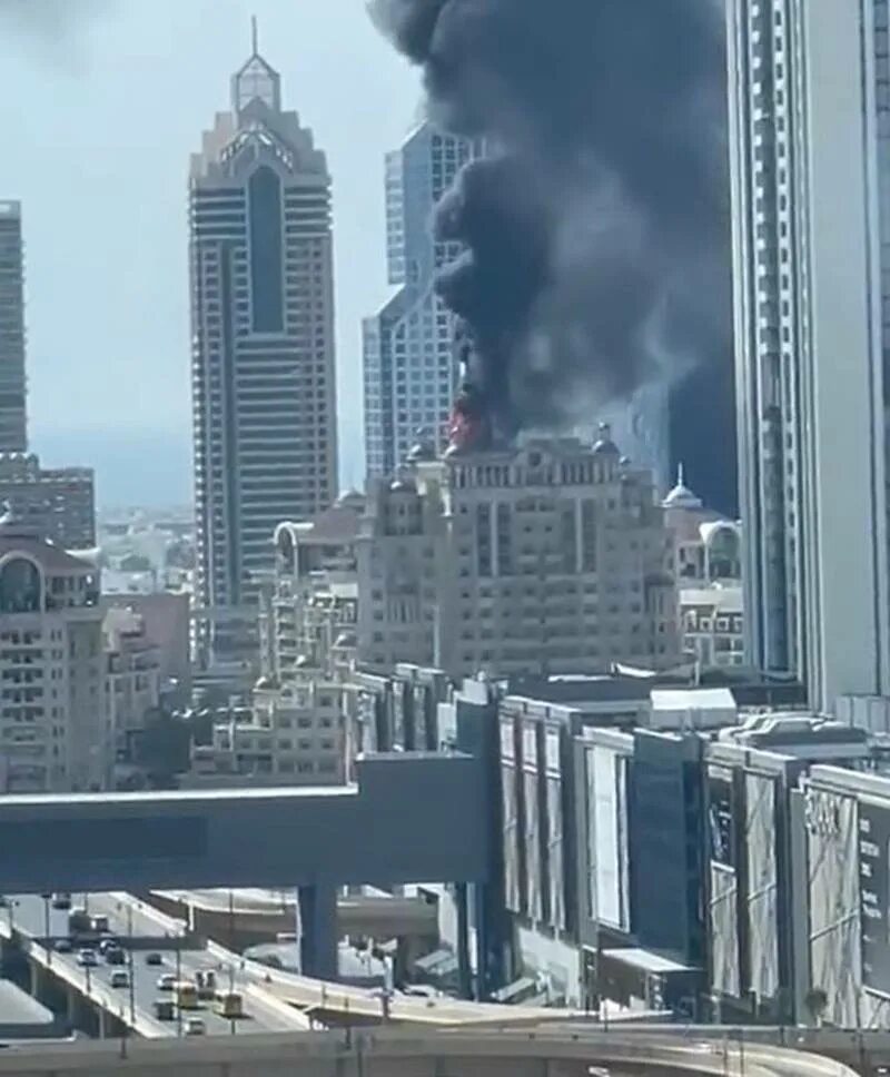Дубай потом 2024. В Дубае горит небоскреб. Пожар в Дубае. Пожар в небоскребе. В Дубае сгорел небоскреб.