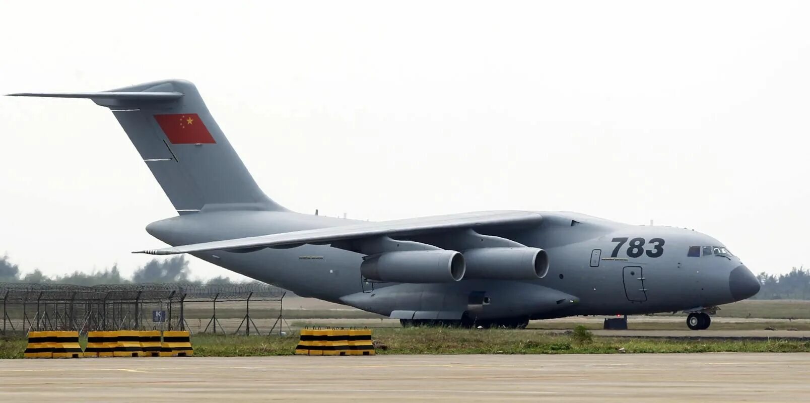 S y 20. Y-20. China International Aviation & Aerospace Exhibition. Yun-8.