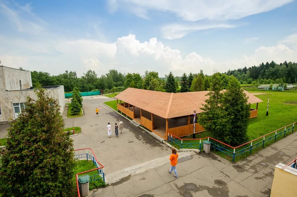 Лагерь заря московская область. Заря лагерь подмосковье. Лагерь заря ижевск. Дцо заря дмитровский район. Заря путевки.