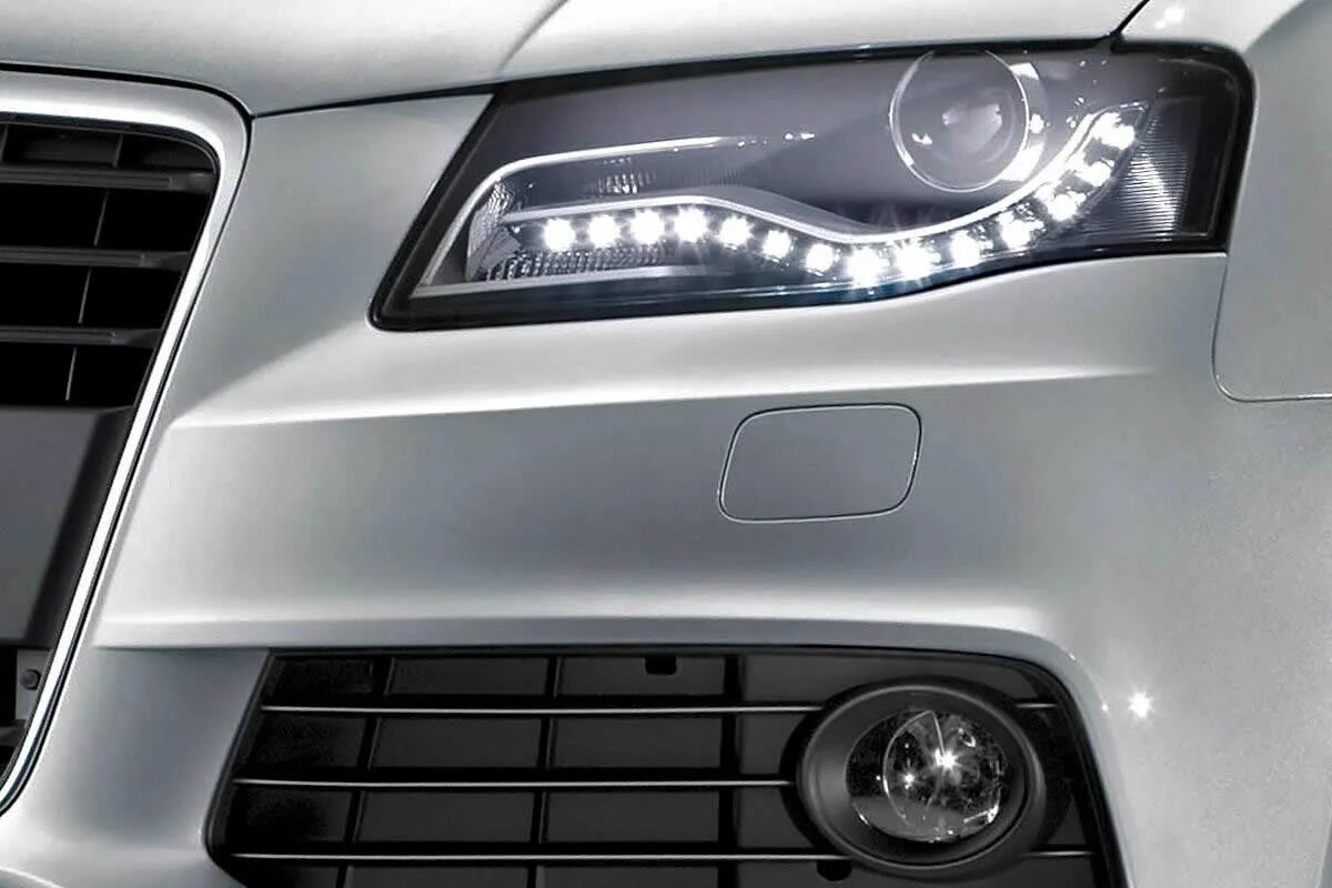 Дхо 4. Audi a4 дхо. дхо audi a4 b8. ходовые огни ауди а4 б8. ходовые огни ауди а 4.
